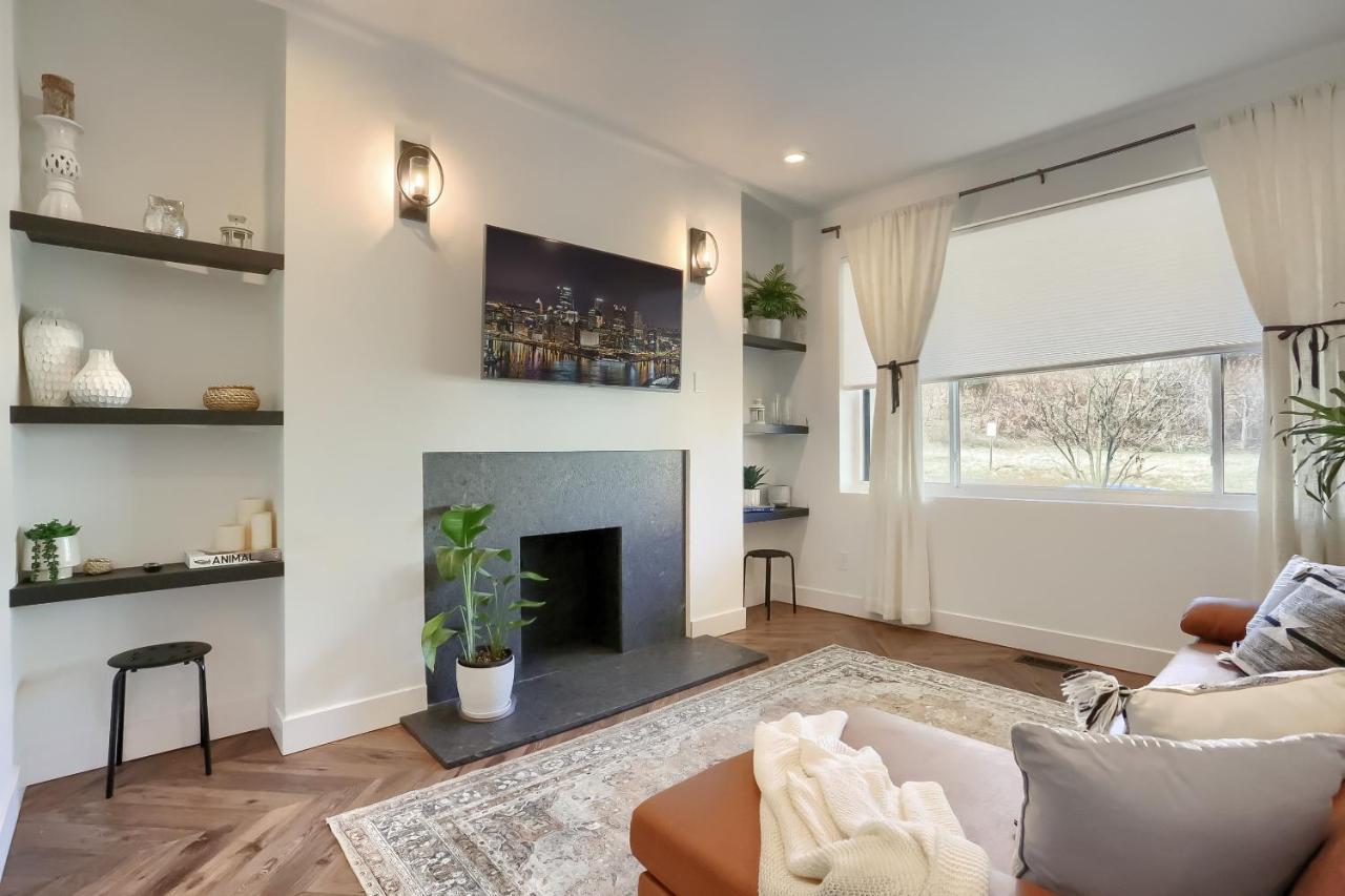 Newly Renovated Victorian Gem Perfect Space For Family Vacations! Pittsburgh Dış mekan fotoğraf