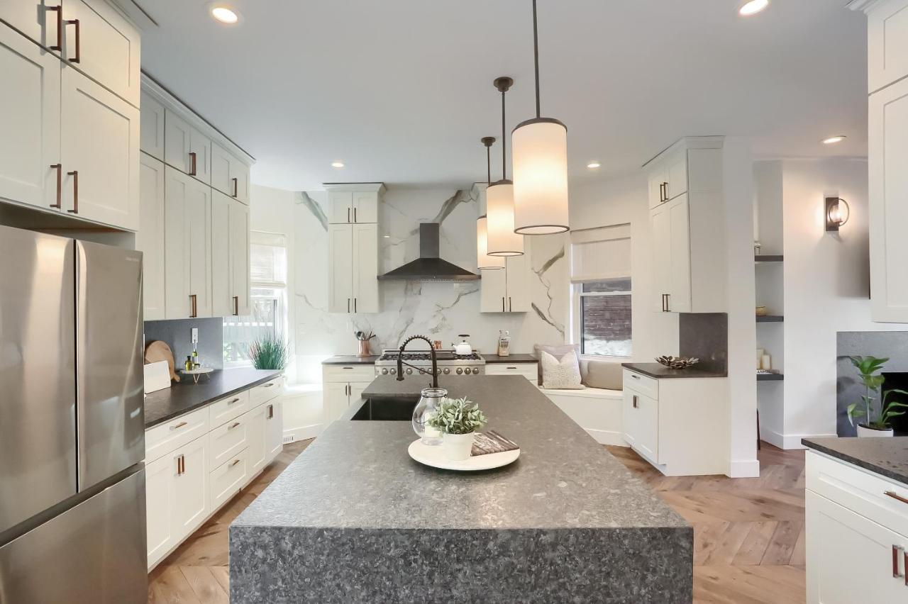 Newly Renovated Victorian Gem Perfect Space For Family Vacations! Pittsburgh Dış mekan fotoğraf