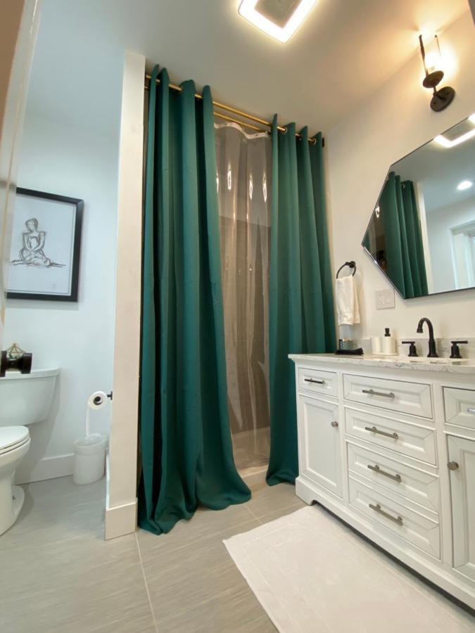 Newly Renovated Victorian Gem Perfect Space For Family Vacations! Pittsburgh Dış mekan fotoğraf