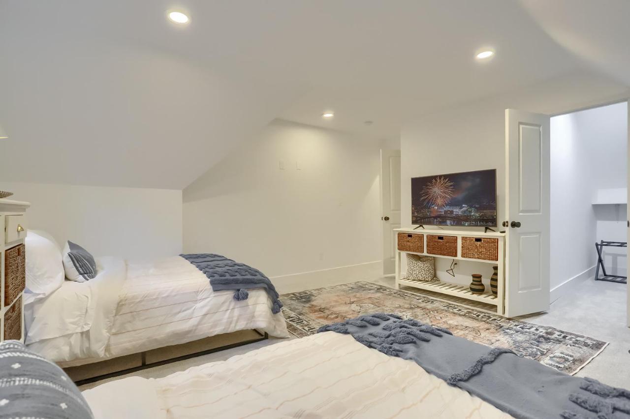Newly Renovated Victorian Gem Perfect Space For Family Vacations! Pittsburgh Dış mekan fotoğraf
